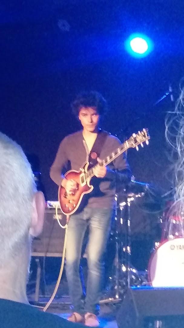 Jam Session - Photo 3
